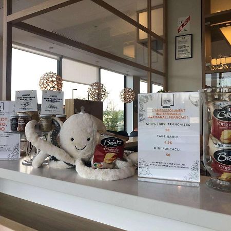 Ibis Styles Guyancourt Versailles Eksteriør bilde