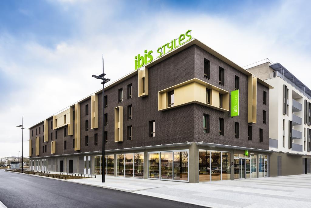 Ibis Styles Guyancourt Versailles Eksteriør bilde