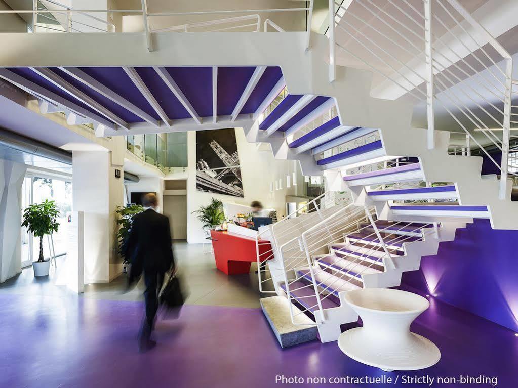 Ibis Styles Guyancourt Versailles Eksteriør bilde